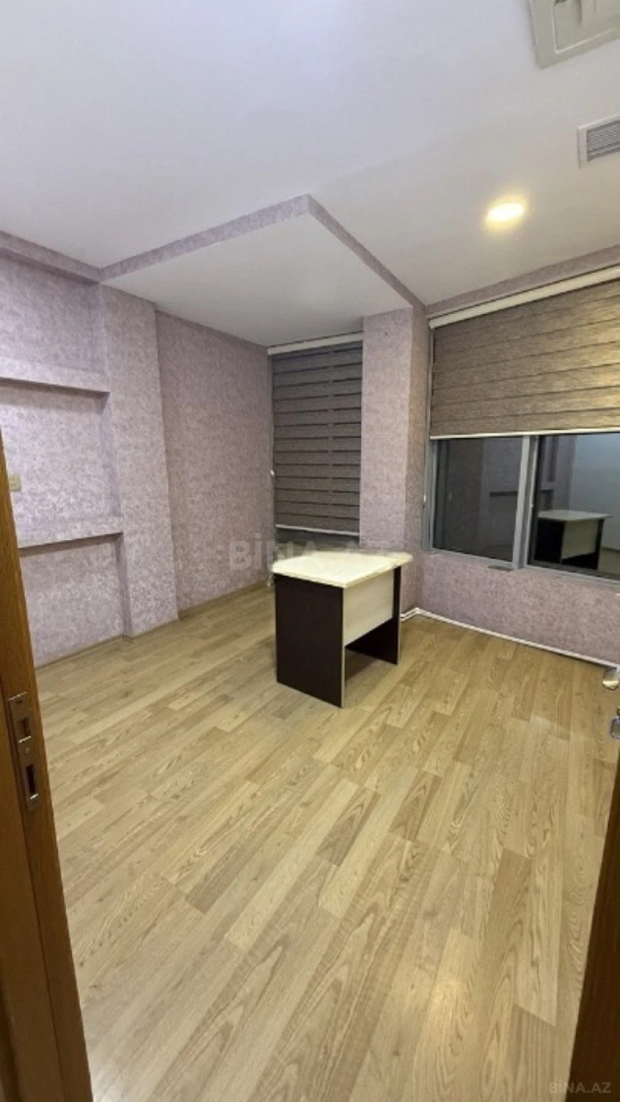 Kirayə verilir 9 otaqlı ofis 200 m²
