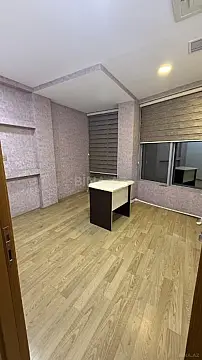Kirayə verilir 9 otaqlı ofis 200 m²