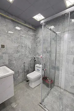 Satılır 2 otaqlı mənzil 74 m²