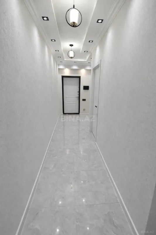Satılır 2 otaqlı mənzil 74 m²