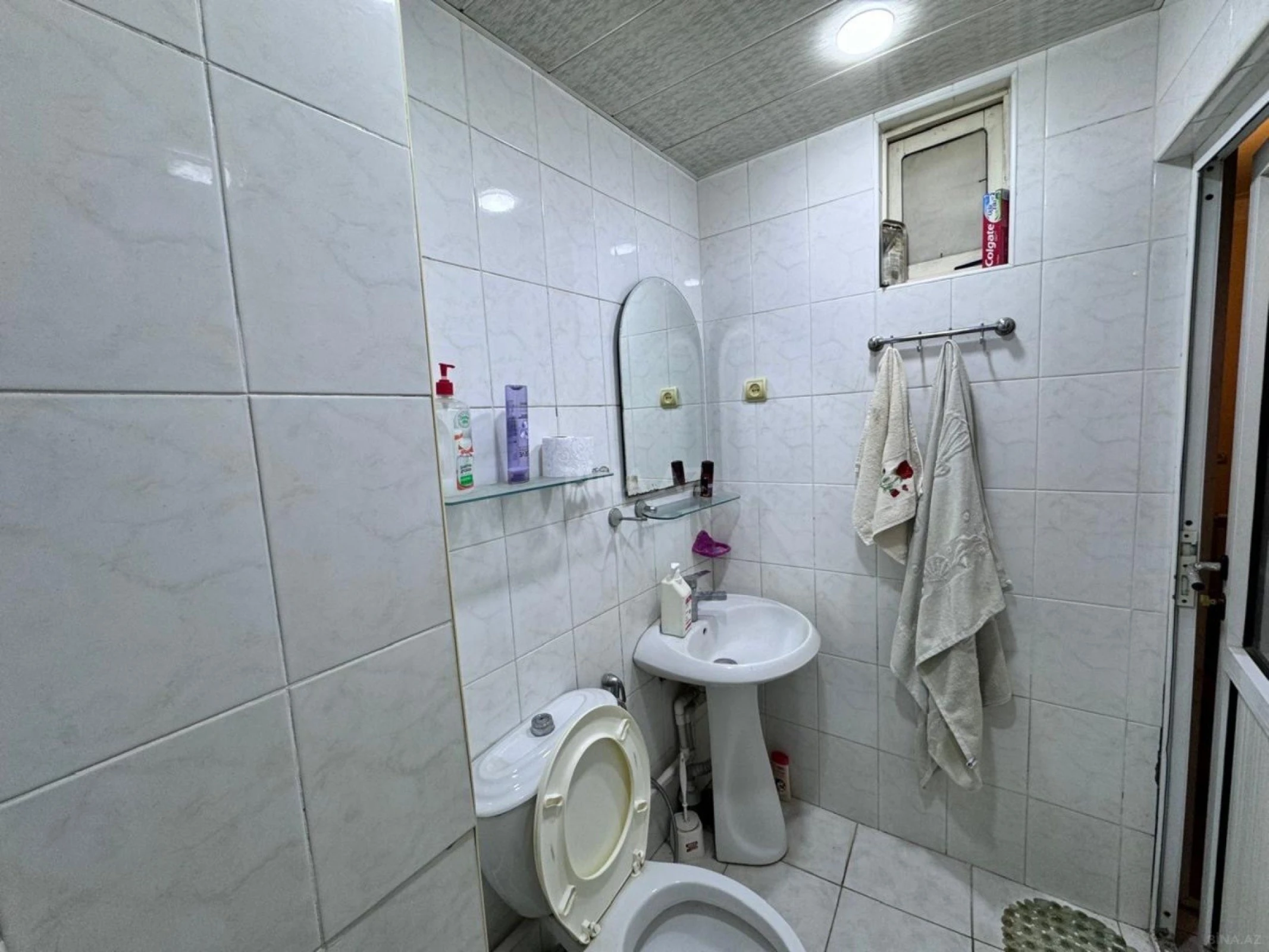 Satılır 4 otaqlı mənzil 100 m²