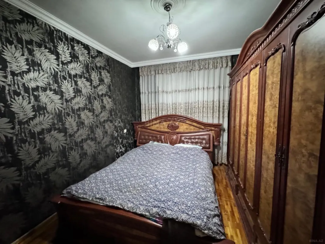 Satılır 4 otaqlı mənzil 100 m²