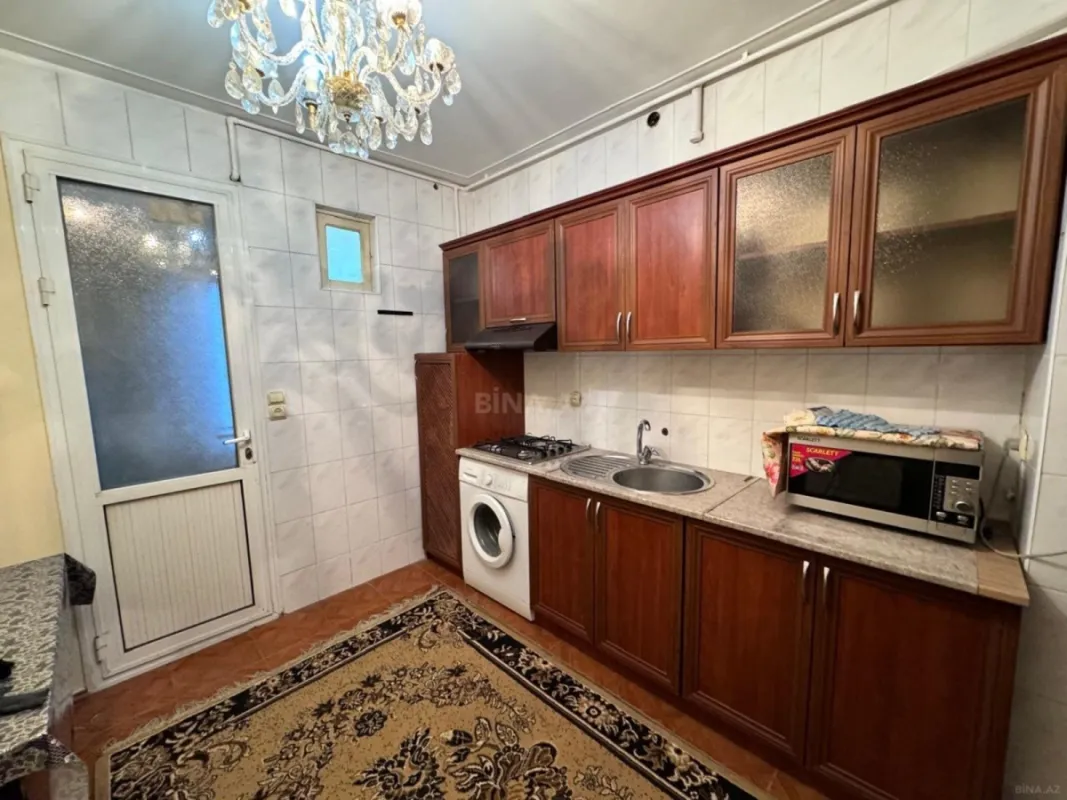 Satılır 4 otaqlı mənzil 100 m²