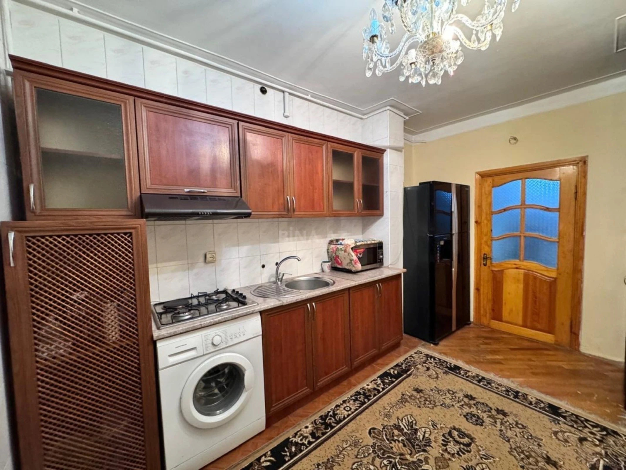 Satılır 4 otaqlı mənzil 100 m²