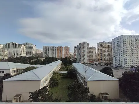 Satılır 2 otaqlı mənzil 58 m²