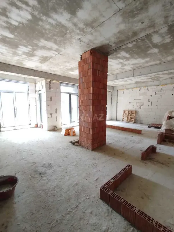 Satılır 2 otaqlı mənzil 85 m²