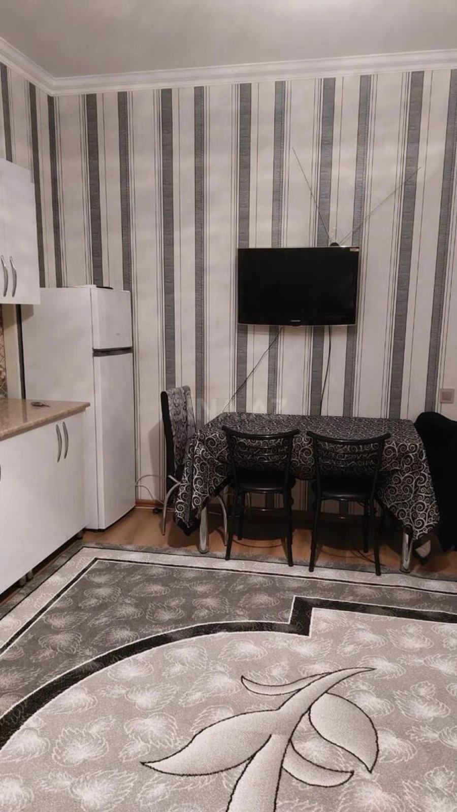Satılır 2 otaqlı mənzil 57 m²