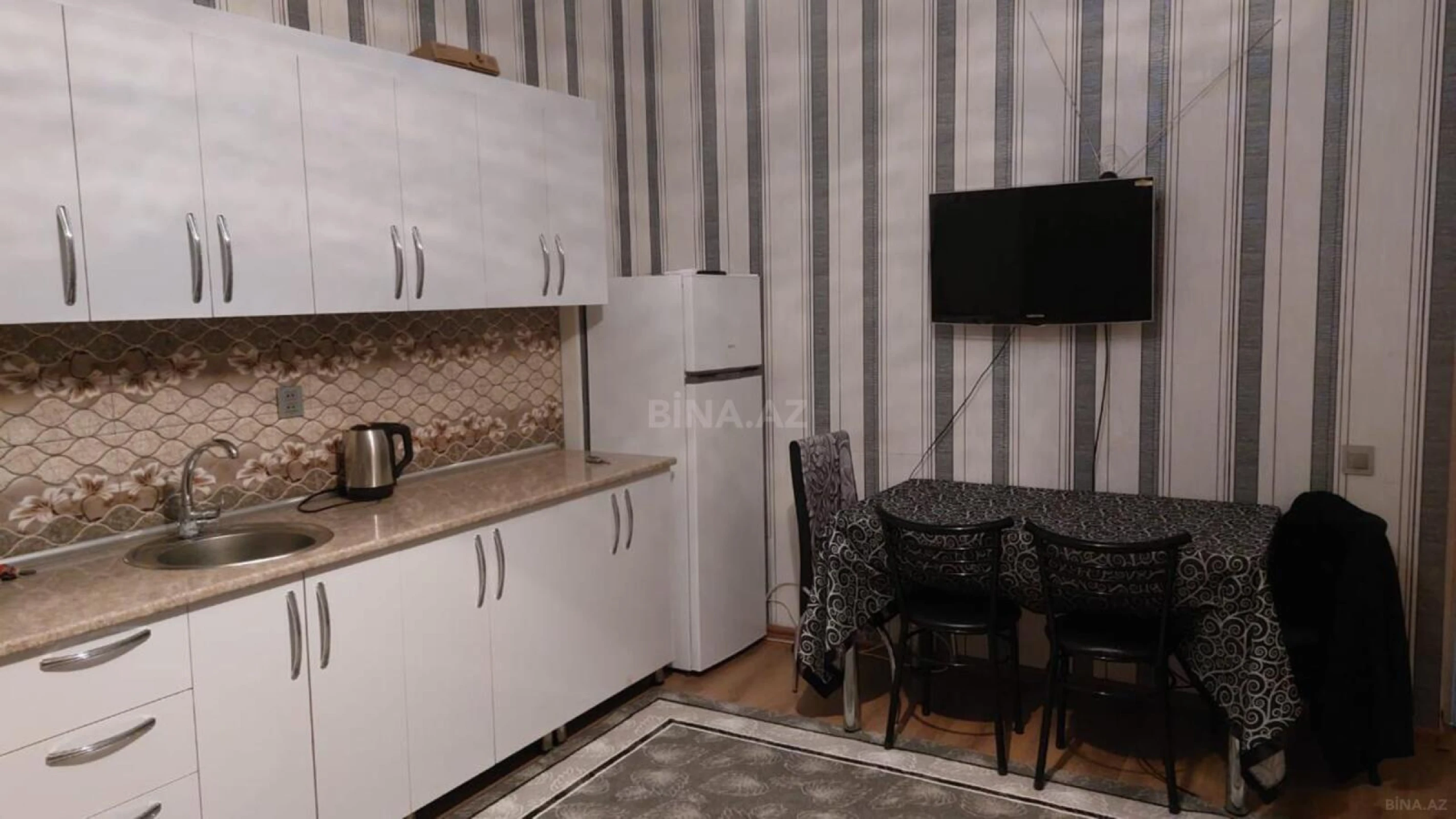Satılır 2 otaqlı mənzil 57 m²