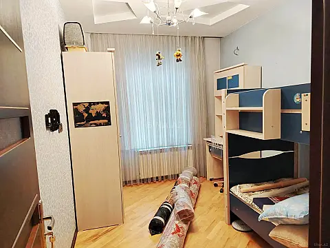 Satılır 3 otaqlı mənzil 85 m²