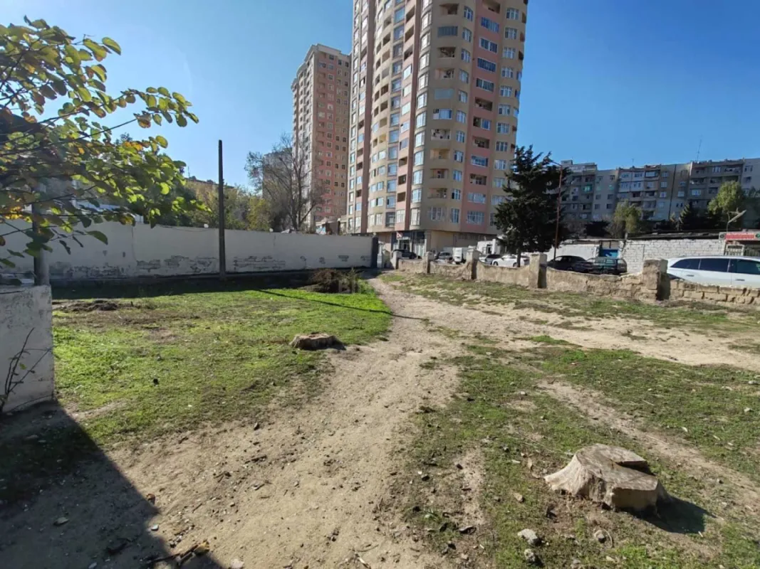 Satılır torpaq sahəsi 6 m²