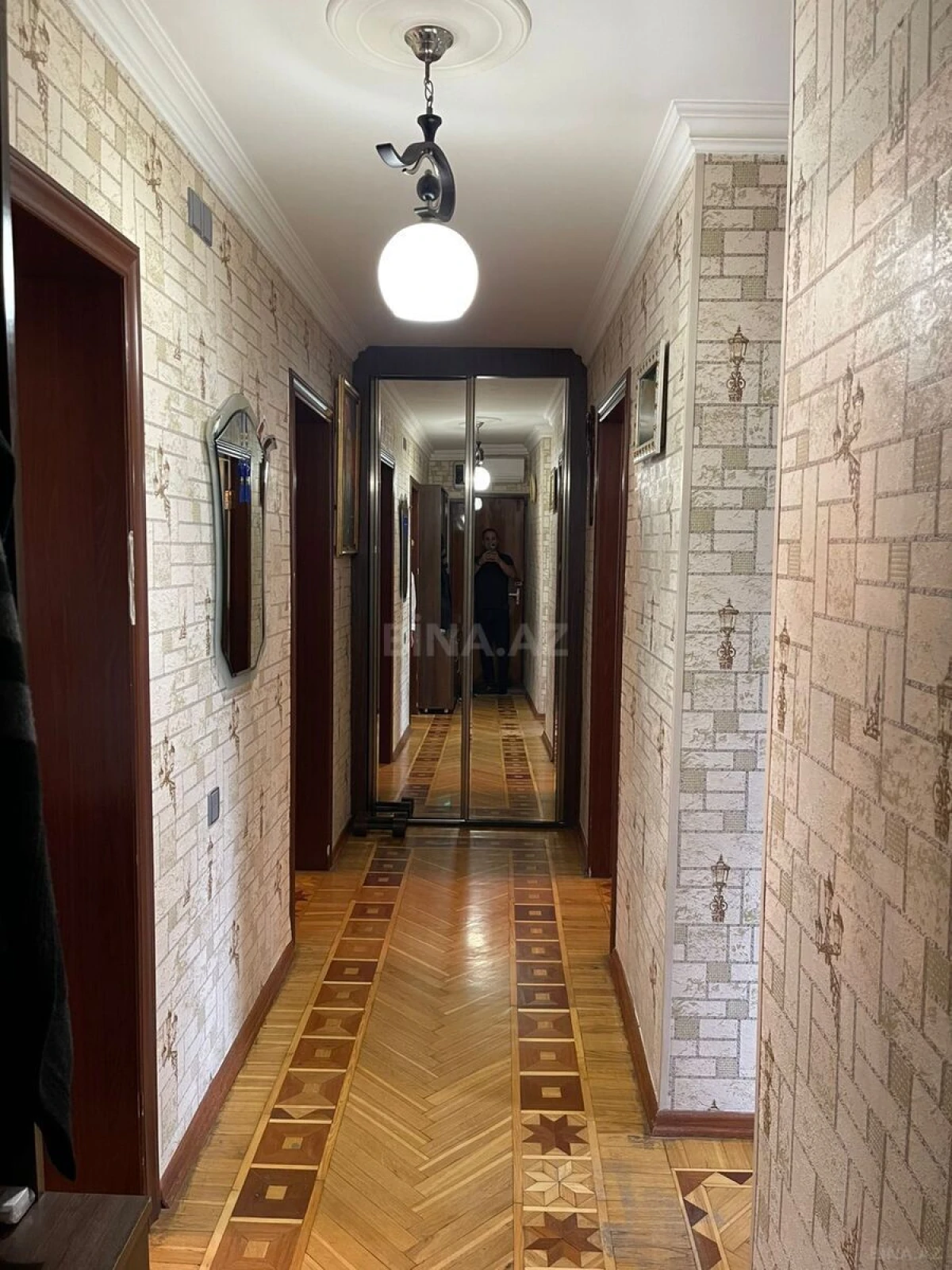 Satılır 3 otaqlı mənzil 120 m²