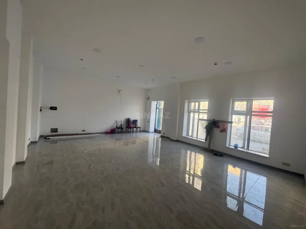 Kirayə verilir obyekt 220 m²