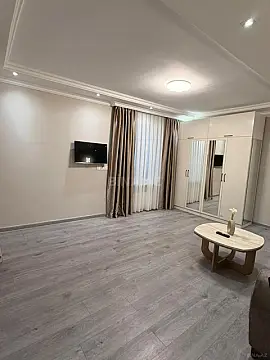 Satılır 1 otaqlı mənzil 36 m²