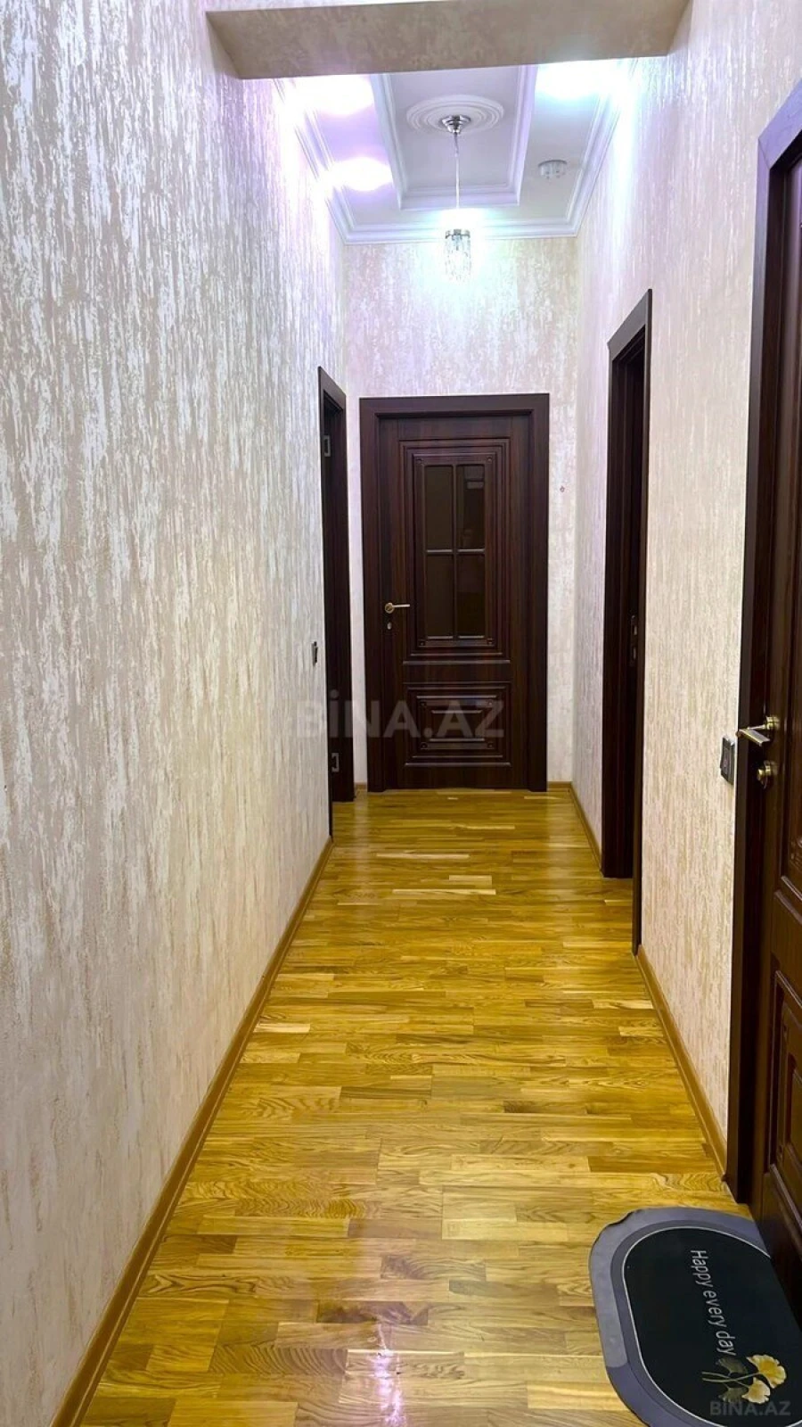 Satılır 3 otaqlı mənzil 115 m²