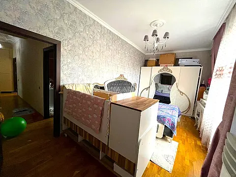 Satılır 3 otaqlı mənzil 115 m²