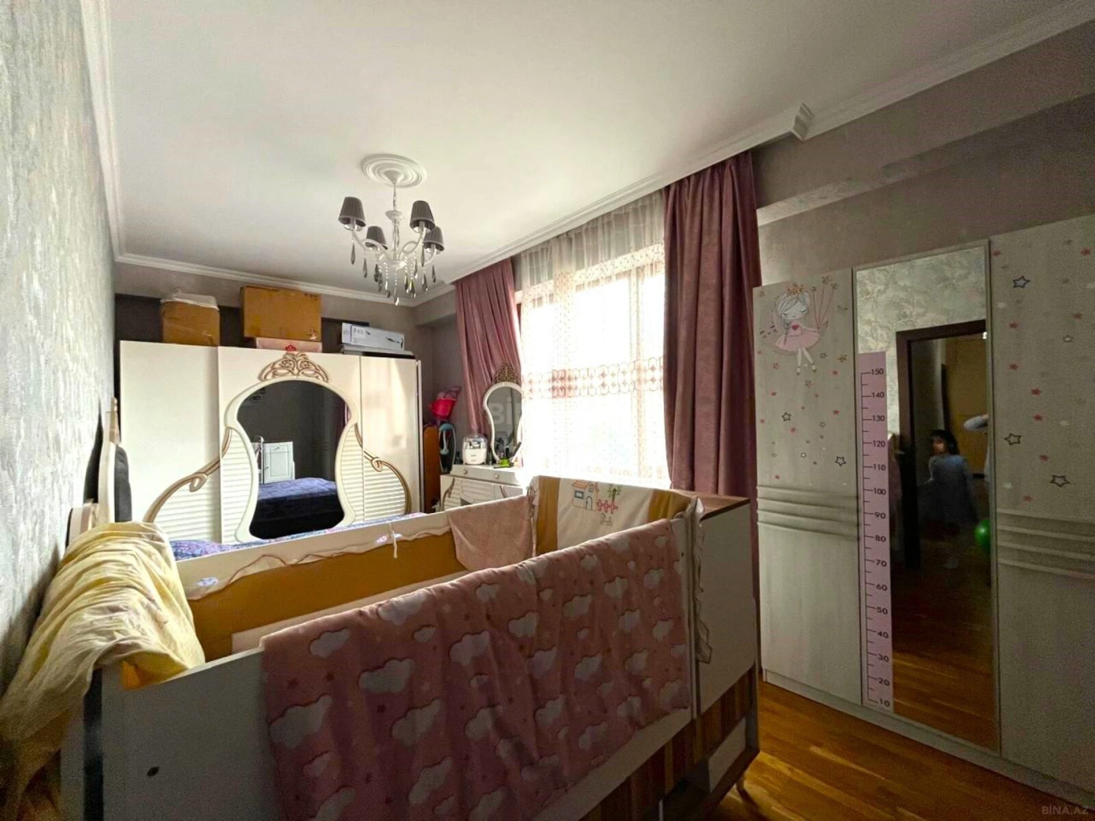 Satılır 3 otaqlı mənzil 115 m²