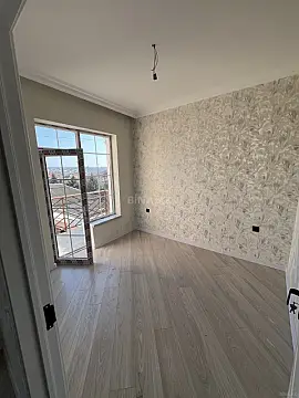 Satılır 4 otaqlı həyət evi 140 m²
