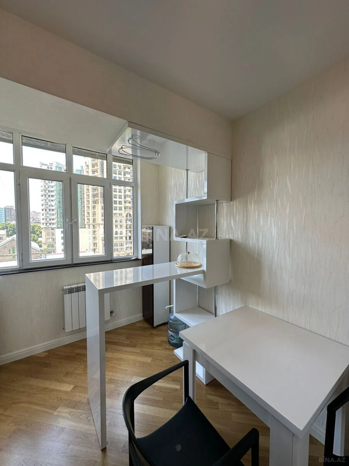 Kirayə verilir 2 otaqlı mənzil 100 m²