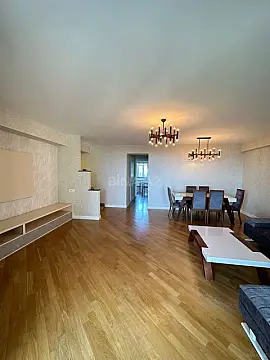 Kirayə verilir 2 otaqlı mənzil 100 m²