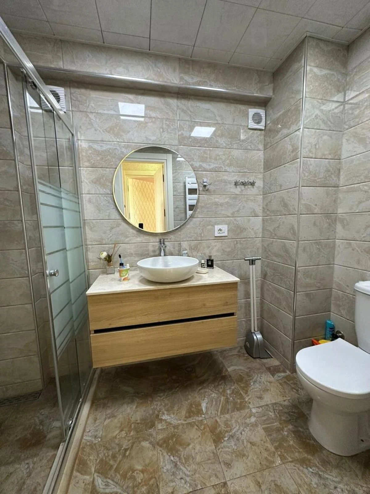 Kirayə verilir 2 otaqlı mənzil 100 m²