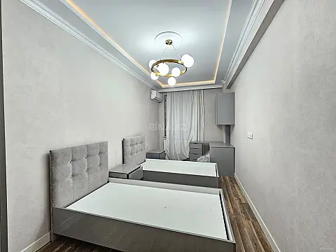 Satılır 3 otaqlı mənzil 120 m²