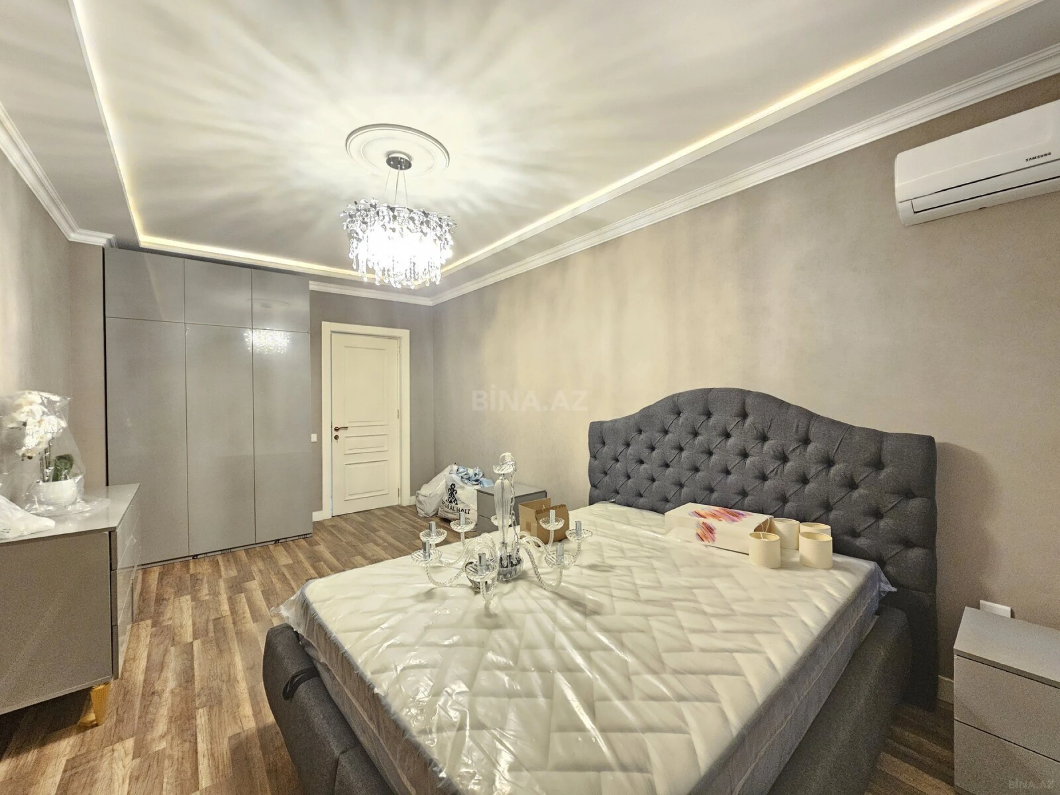 Satılır 3 otaqlı mənzil 120 m²