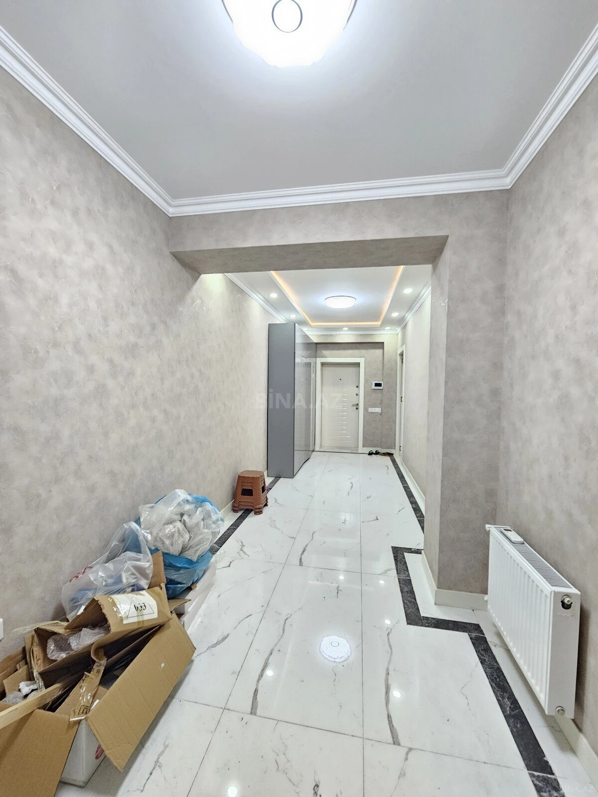 Satılır 3 otaqlı mənzil 120 m²