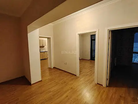 Kirayə verilir 3 otaqlı ofis 70 m²