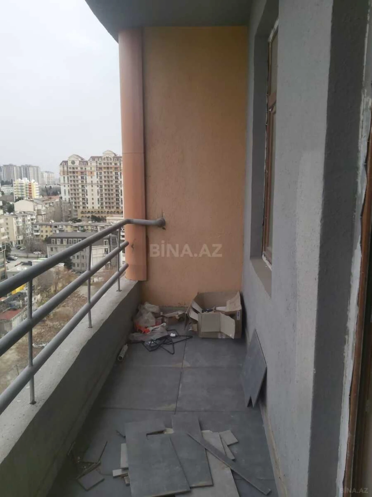 Satılır 3 otaqlı mənzil 101 m²