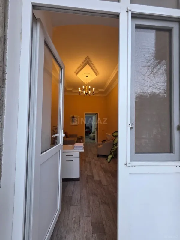 Satılır obyekt 100 m²