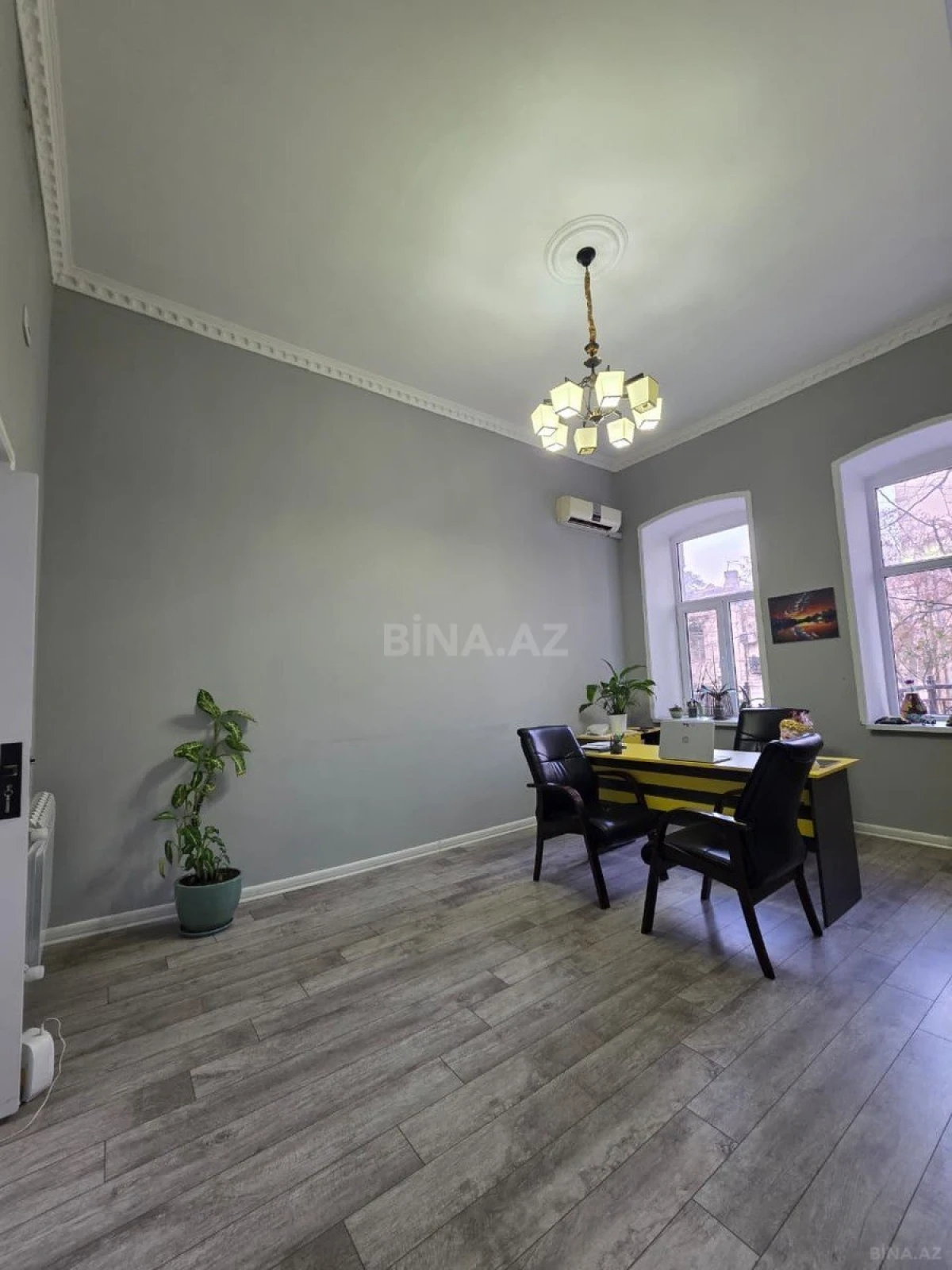 Satılır obyekt 100 m²