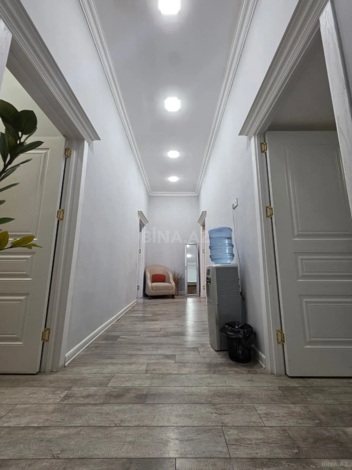 Satılır obyekt 100 m²