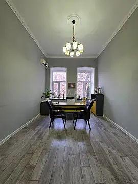 Satılır obyekt 100 m² — Bakı, Nizami 100.00 m²