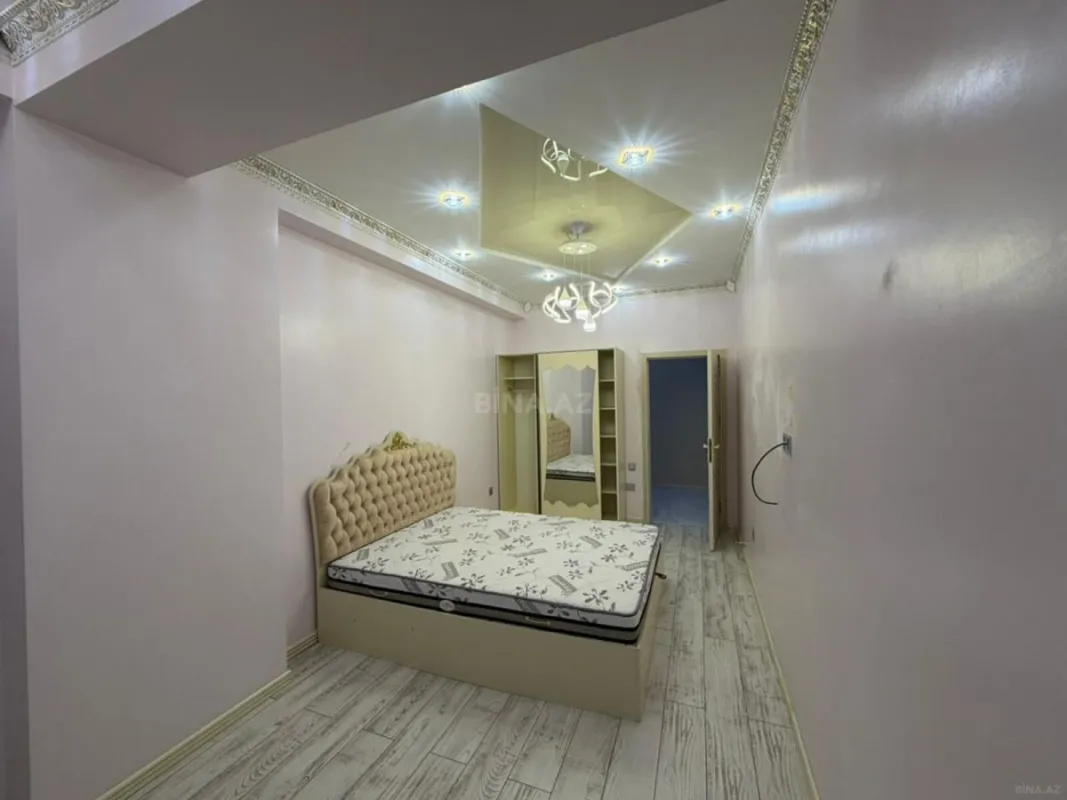 Kirayə verilir 3 otaqlı mənzil 130 m²