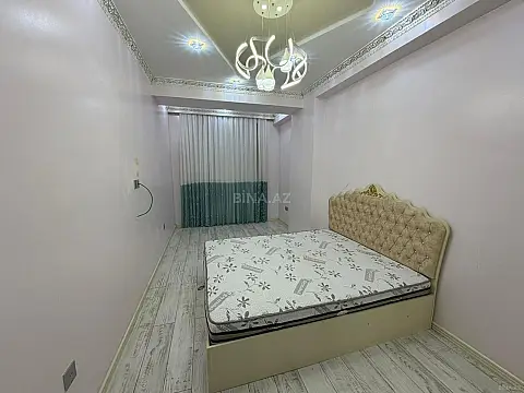 Kirayə verilir 3 otaqlı mənzil 130 m²