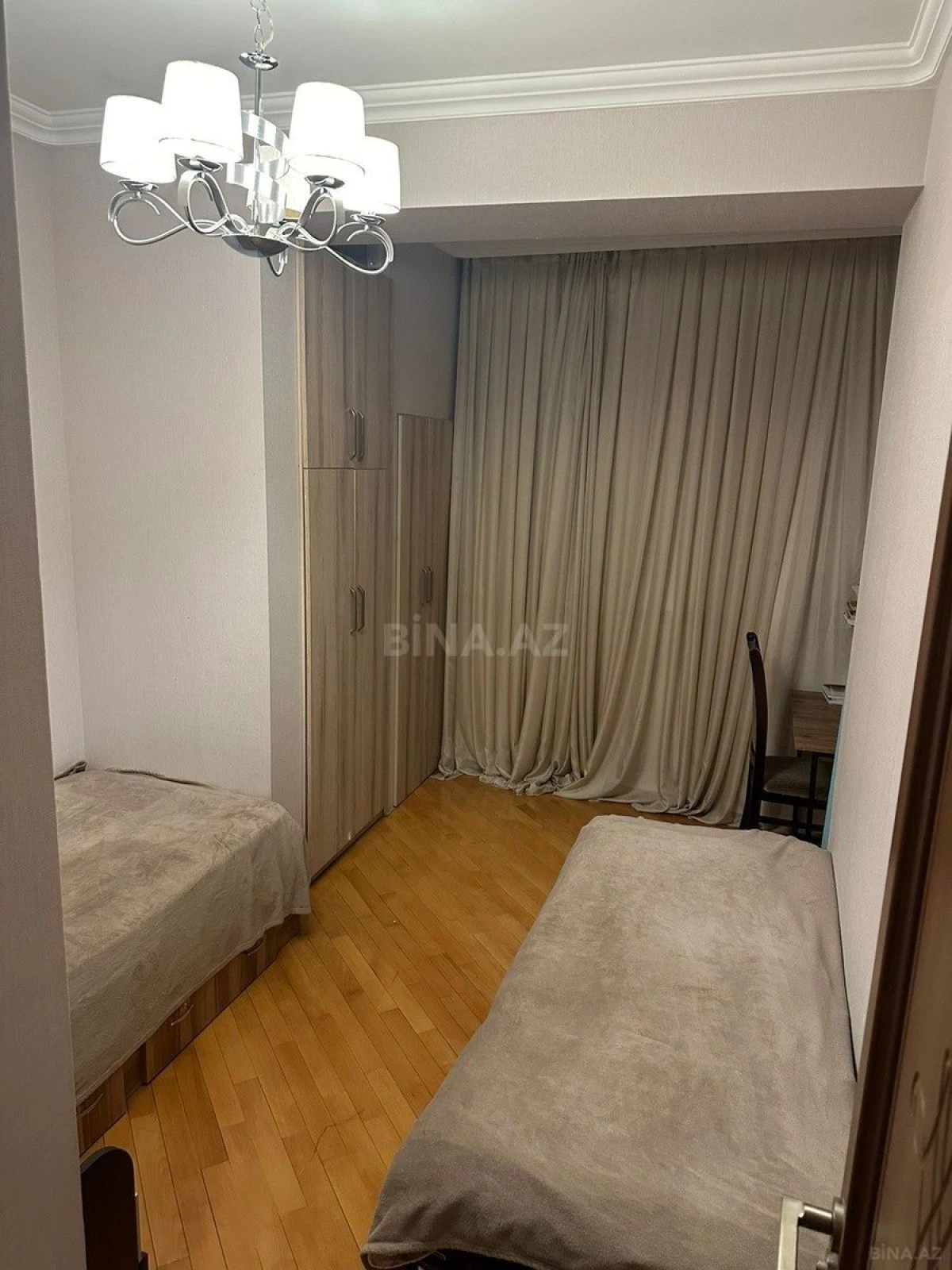 Satılır 3 otaqlı mənzil 82 m²