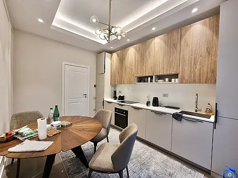 Kirayə verilir 3 otaqlı mənzil 110 m²