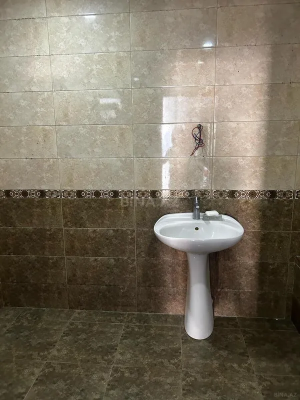 Satılır 5 otaqlı həyət evi 160 m²