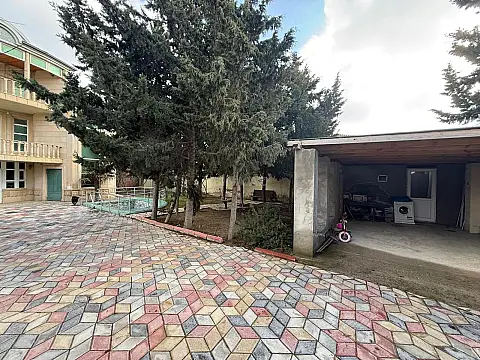 Satılır 6 otaqlı həyət evi 360 m²
