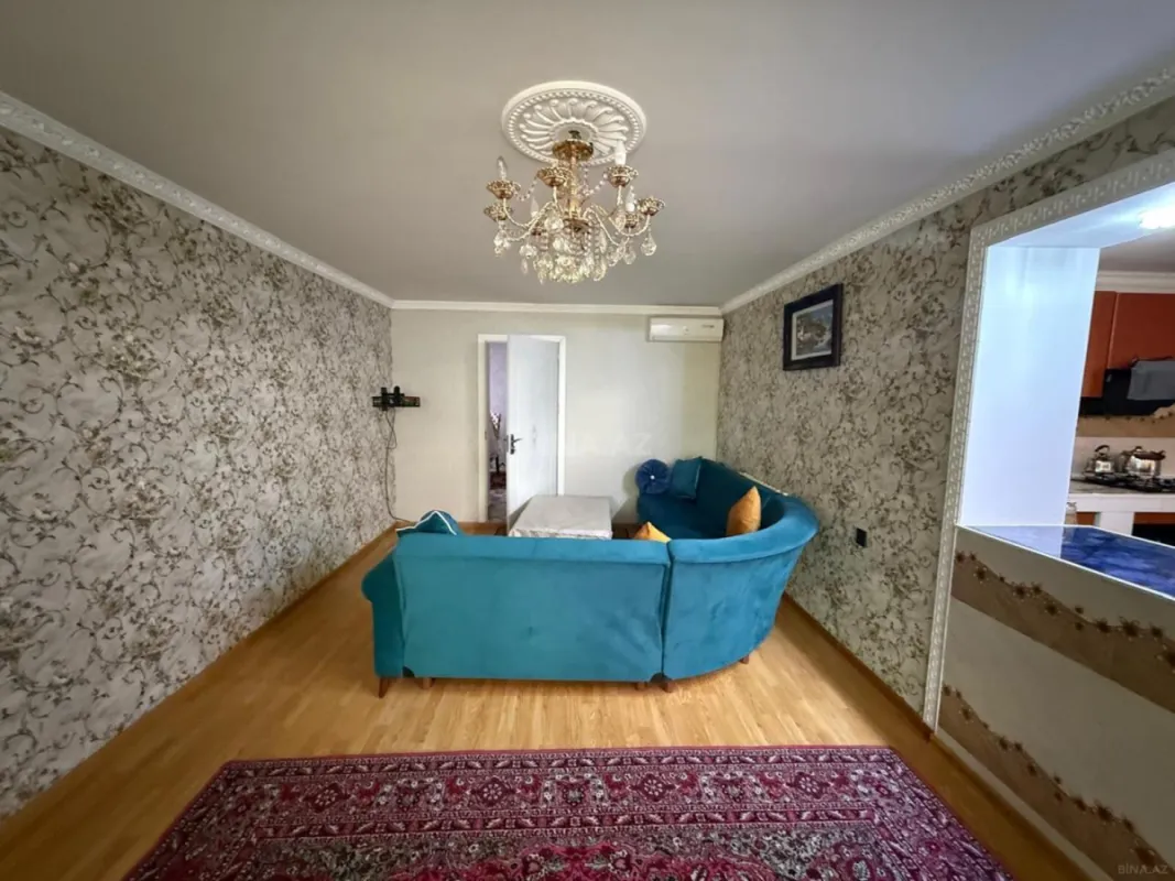 Satılır 6 otaqlı həyət evi 360 m²