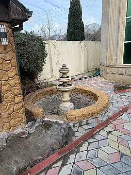 Satılır 6 otaqlı həyət evi 360 m²