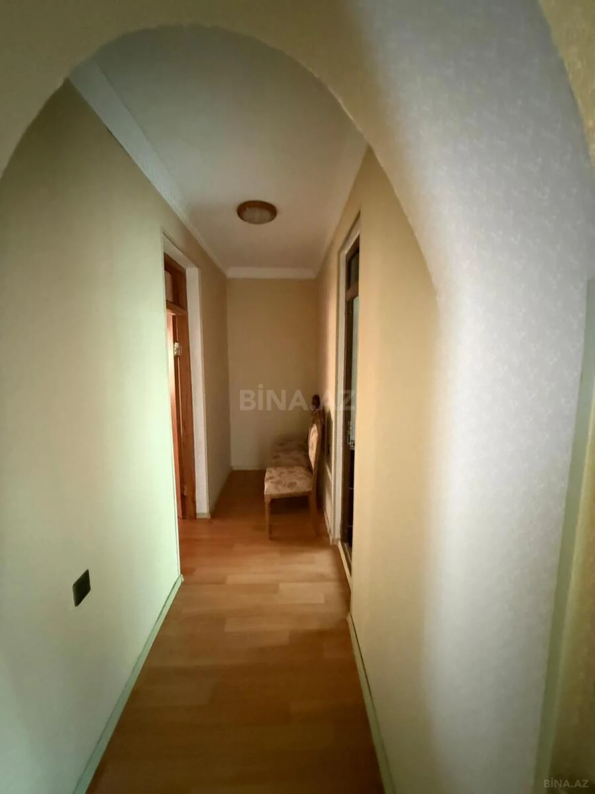 Satılır 6 otaqlı həyət evi 360 m²