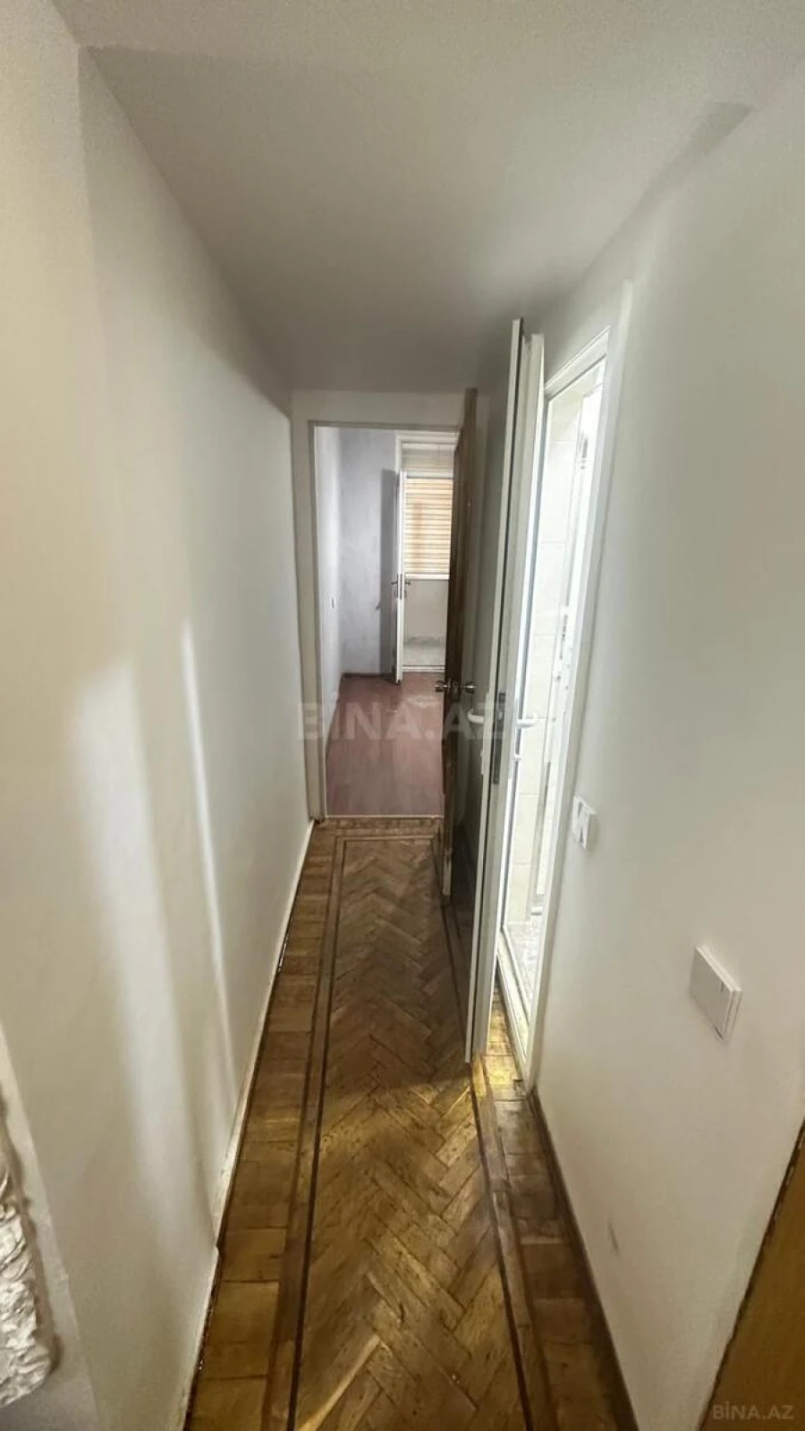 Kirayə verilir 3 otaqlı ofis 70 m²