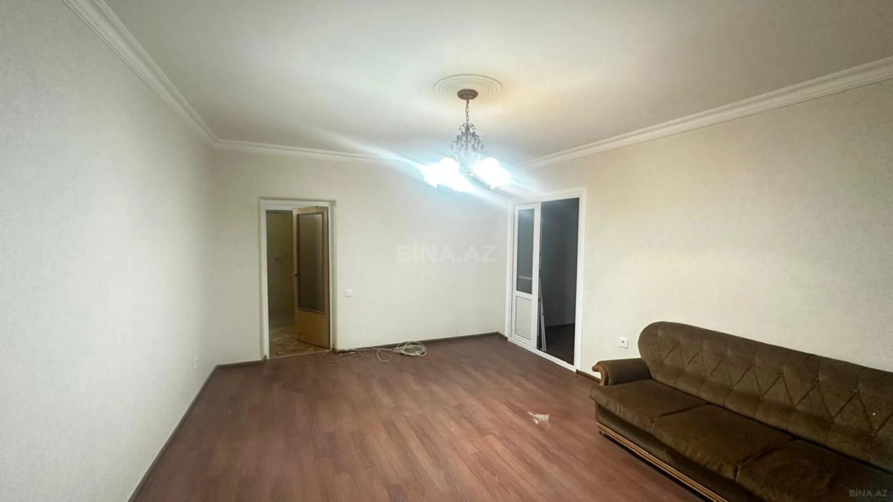 Kirayə verilir 3 otaqlı ofis 70 m²