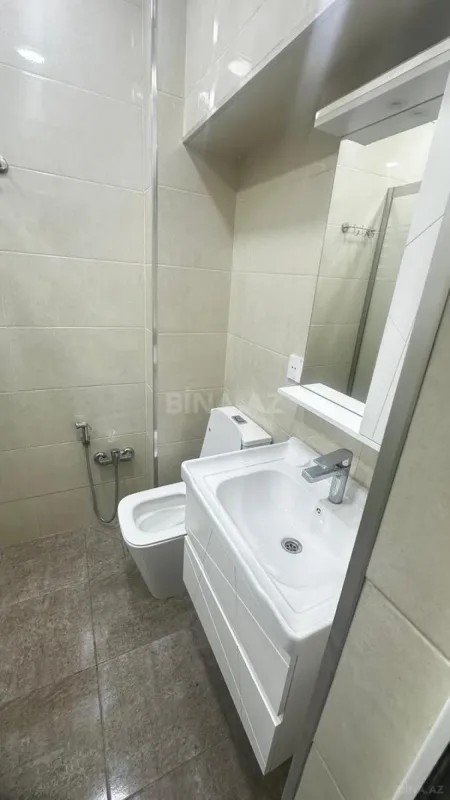 Kirayə verilir 3 otaqlı ofis 70 m²