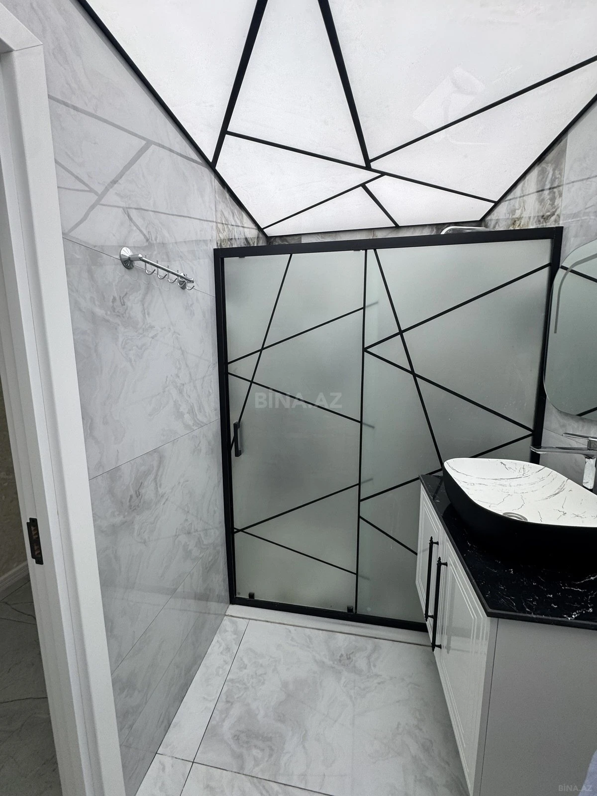 Satılır 3 otaqlı mənzil 90 m²