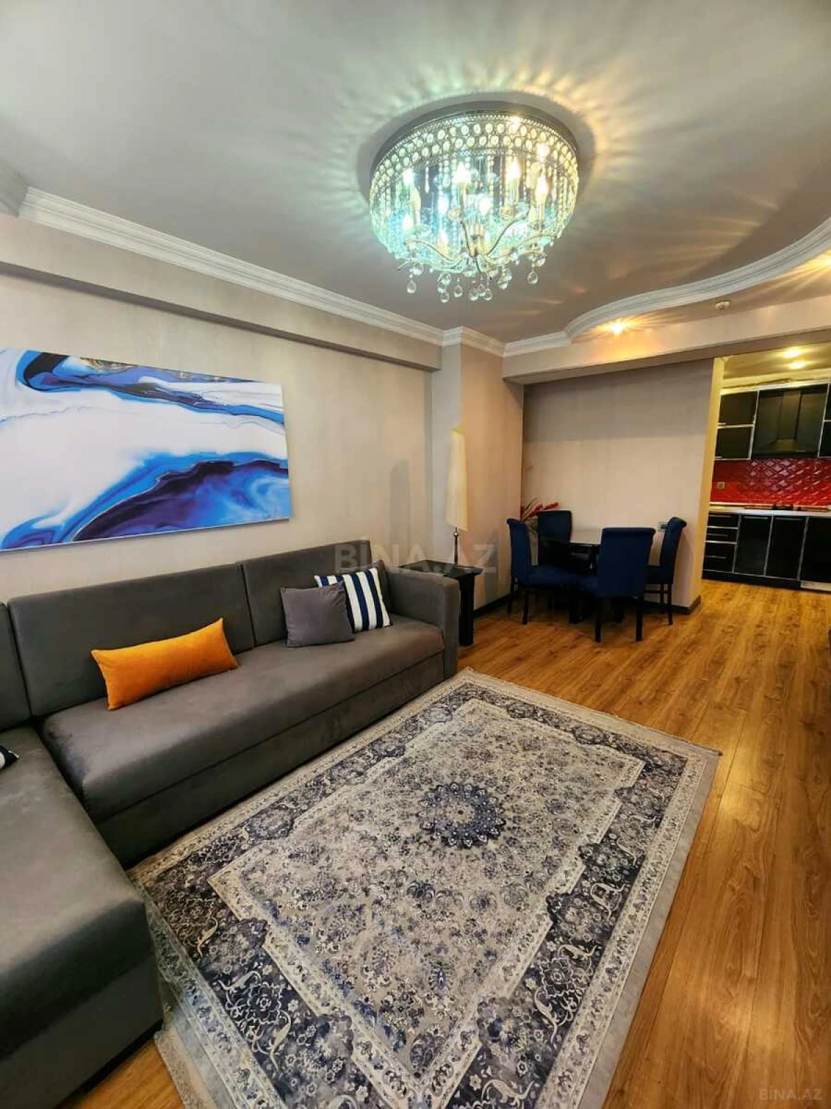 Kirayə verilir 3 otaqlı mənzil 92 m²