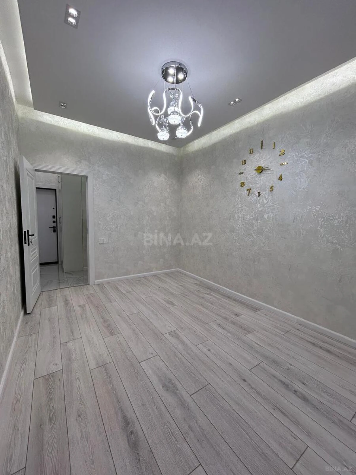 Satılır 2 otaqlı mənzil 49 m²