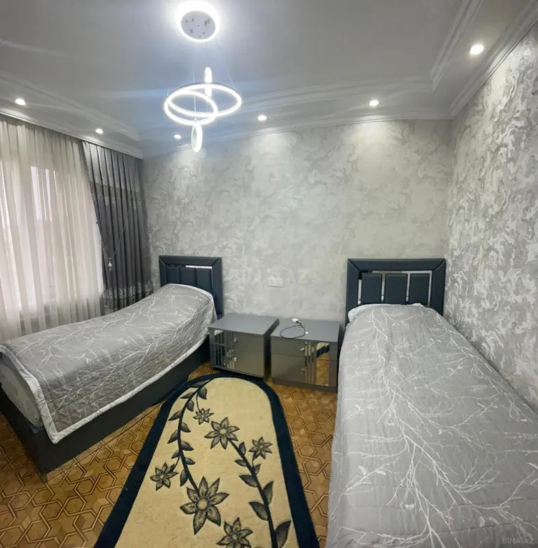 Satılır 5 otaqlı mənzil 125 m²