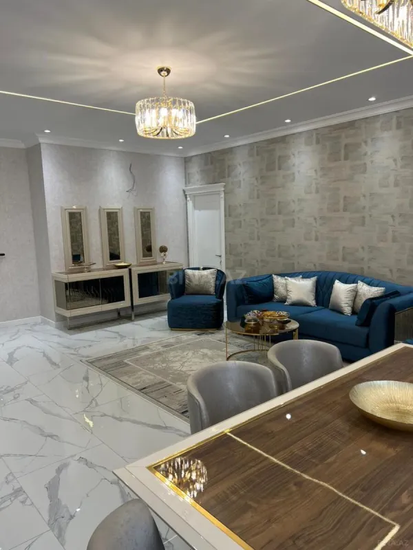 Satılır 3 otaqlı mənzil 148 m²